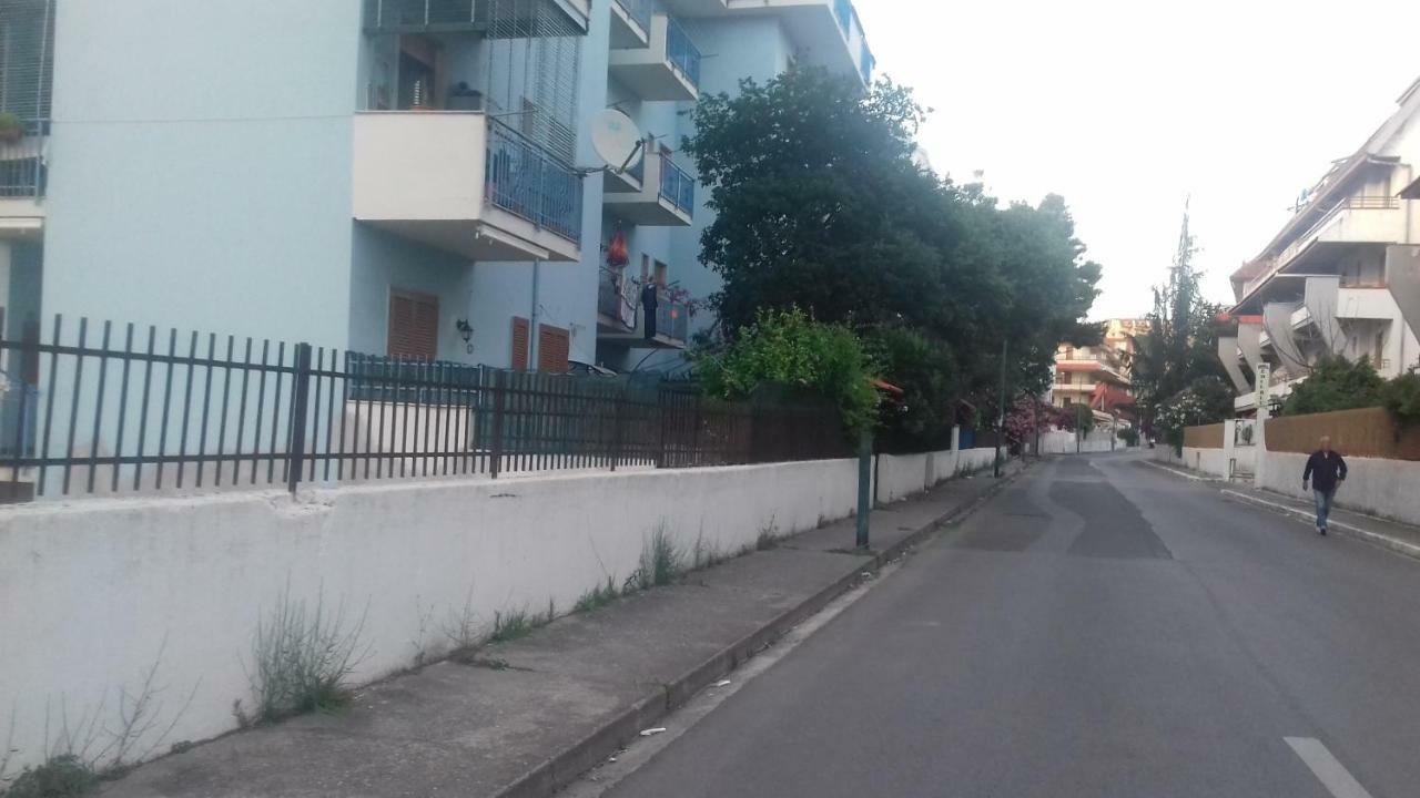 Appartamento Pitagora Scalea Exterior foto